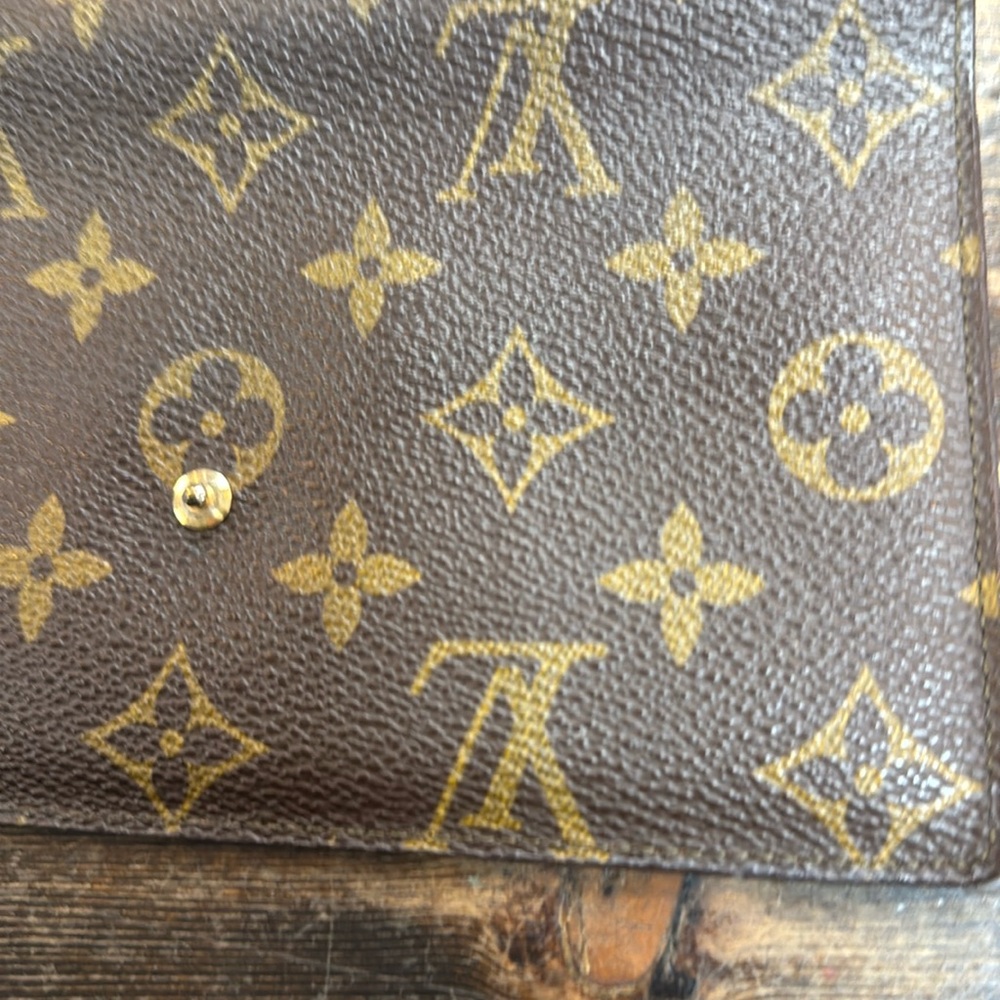 Louis Vuitton International Wallet - Vintage Condition… - Picture 5 of 16